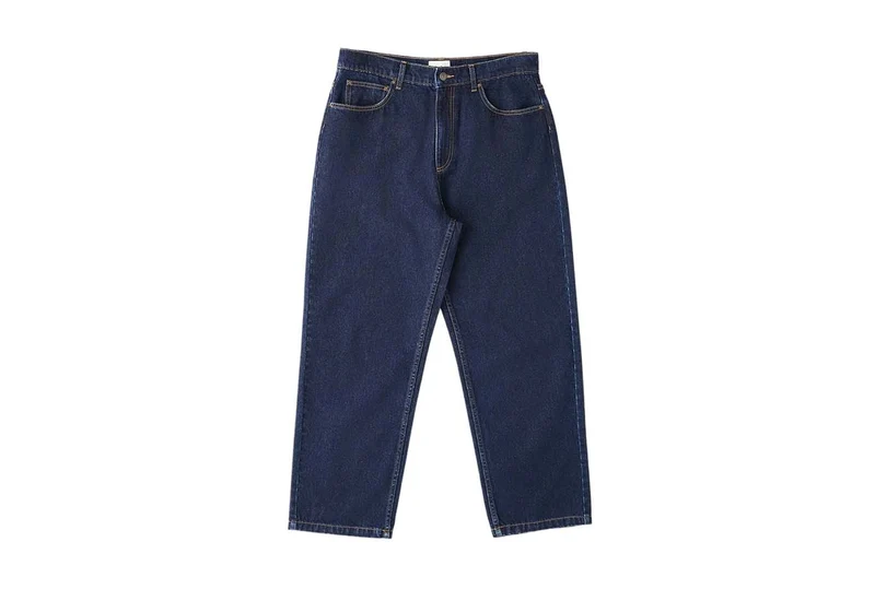 LE JEAN ESSENTIEL