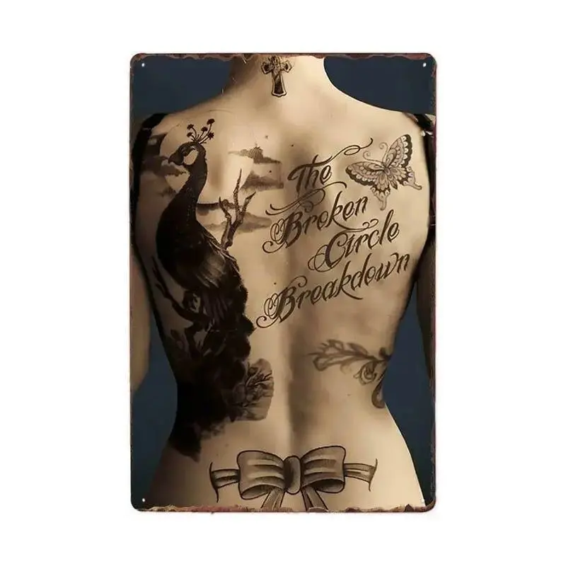 Plaque Métallique Femme tatouée