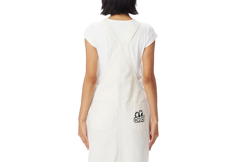 ROBE SALOPETTE EN DENTELLE