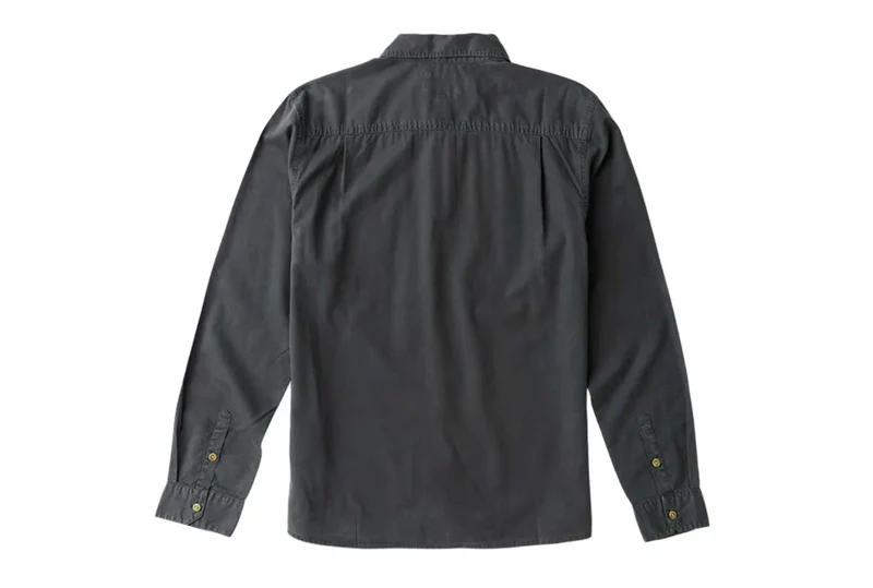 CHEMISE À MANCHES LONGUES FAITE POUR S'ESTOMPER