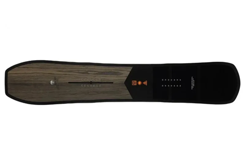 CODA DE CARBONE SNOWBOARD