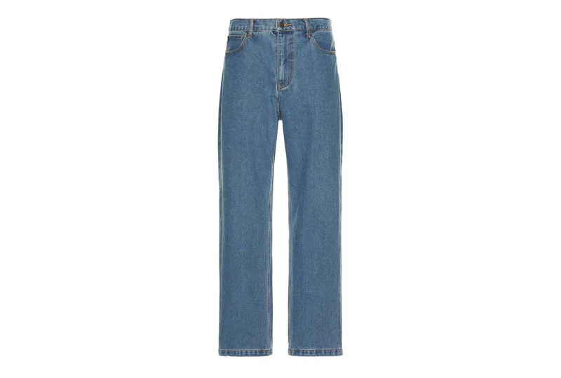 LE JEAN ESSENTIEL