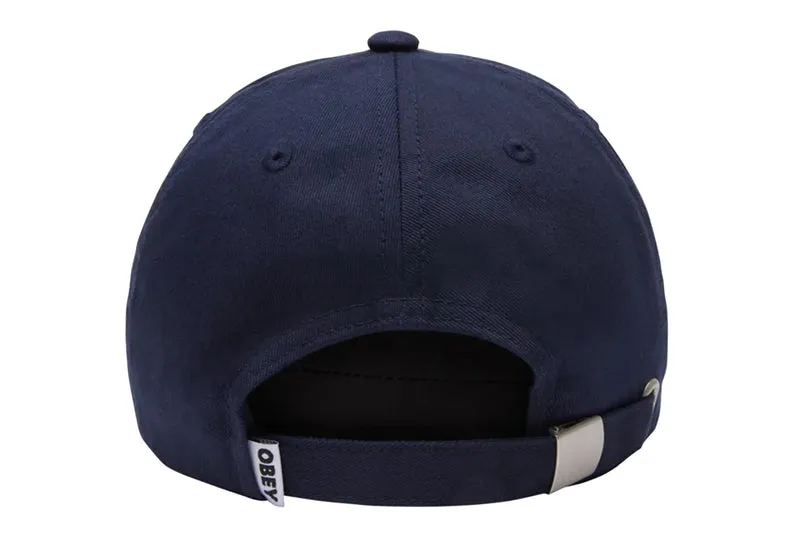 CASQUETTE COLLEGIATE W À SANGLE ARRIÈRE