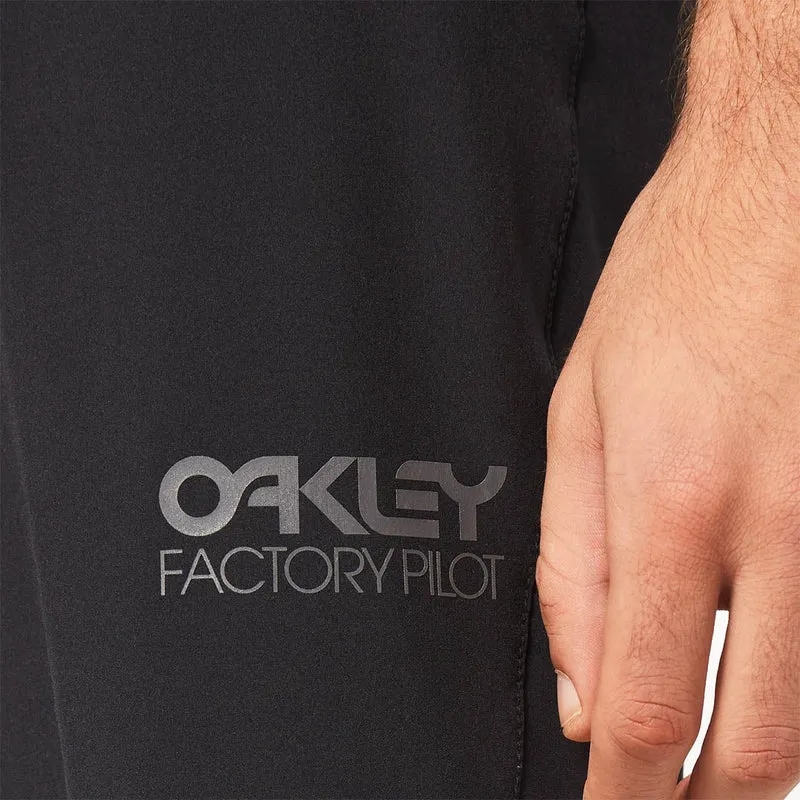 Short Oakley Factory Pilot Lite