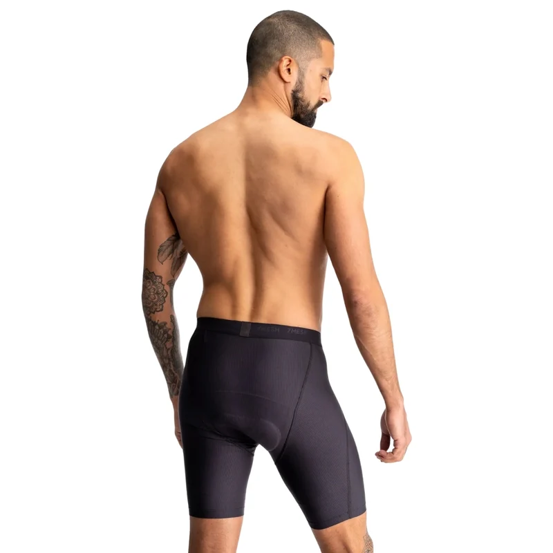 Boxeur avec chamois 7Mesh Foundation