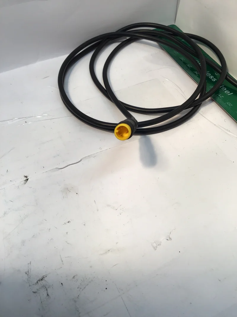Throttle Thumb Connector Rosemont/Yorkville LE1/LS1, Cabot/Sawback/Torngat RS1