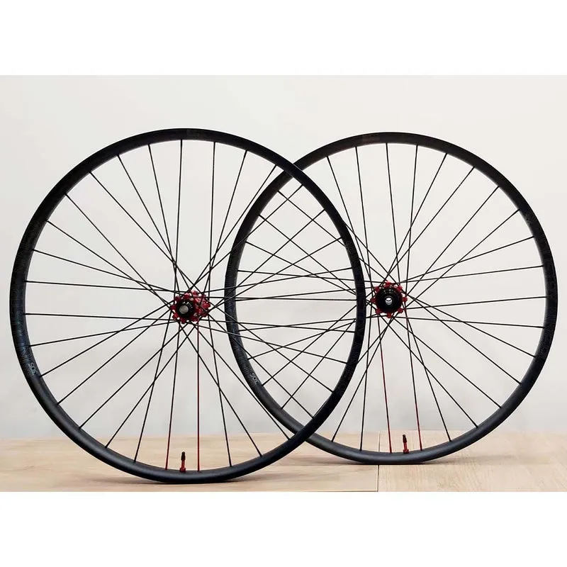 Roues Industry Nine Hydra Enduro 305 V3 29 Rouge
