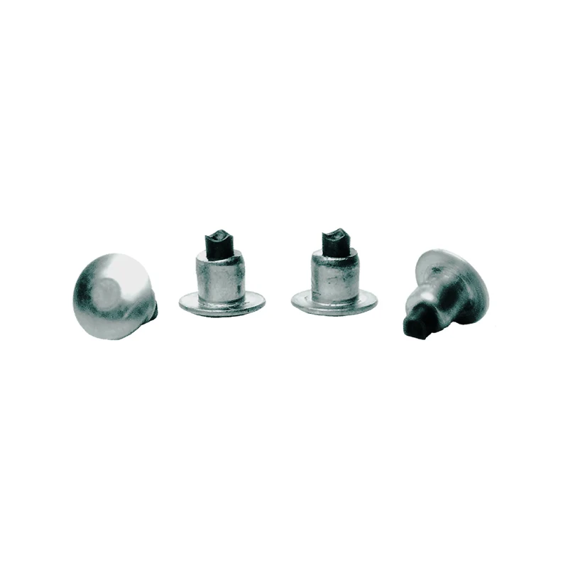 Clous Terrene triple traction crown stud tungsten carbide (paquet de 100)