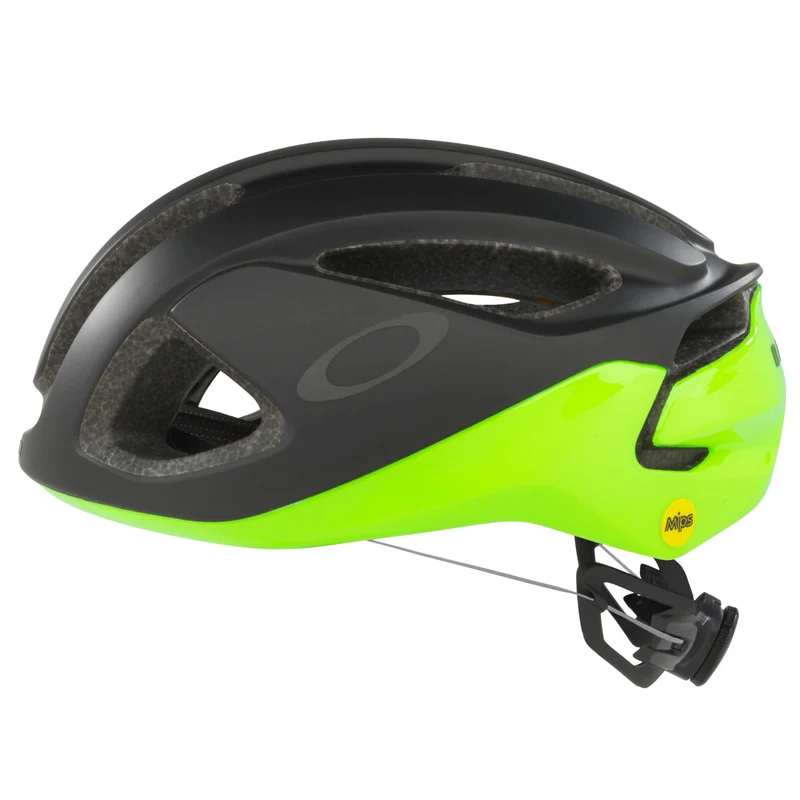 Casque Oakley ARO3