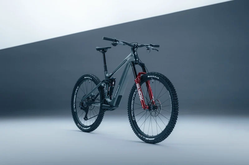 Steppenwolf Tundra 10.0 Titanium Grey — VTTAE All-Mountain Avinox M2S