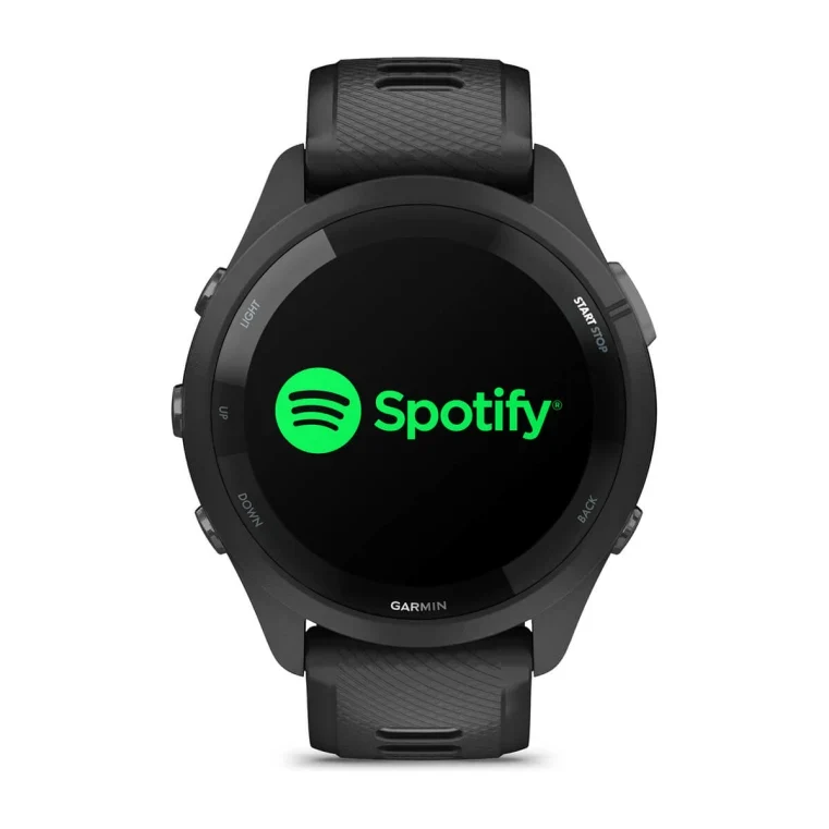 Forerunner 265 noire avec bracelet en silicone noir/gris