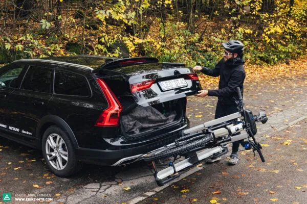 XLC VC-C08 PORTE-VÉLO ALMADA WORK-E PLIABLE POUR 2 E-BIKES AVEC ADAPTATEUR POUR CADRE