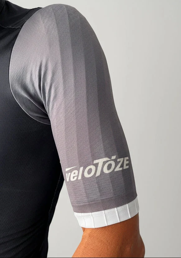 Gilet AeroFlow HydroVest avec réservoir HydraPak DSL de 2 litres