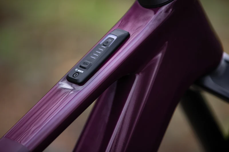 VTT Électrique Superior iXF 9.8 Matt Berry / Carbon 2025