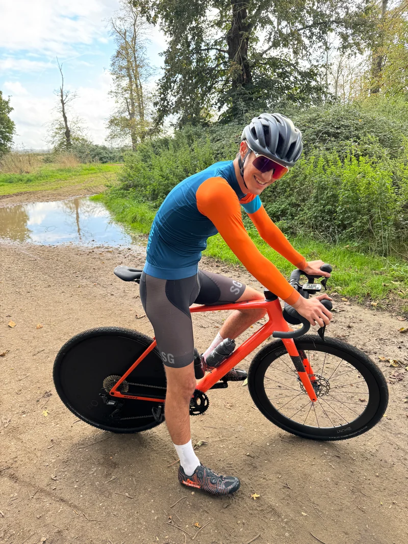 Vélo Gravel EZ Disc® Super Lite (700c) 10-15 watts d'économie