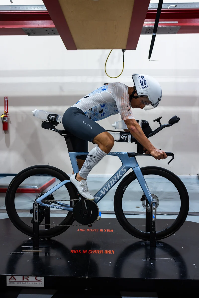 Nouveaux protège-mollets de compression aérodynamiques veloToze 12.5 watts