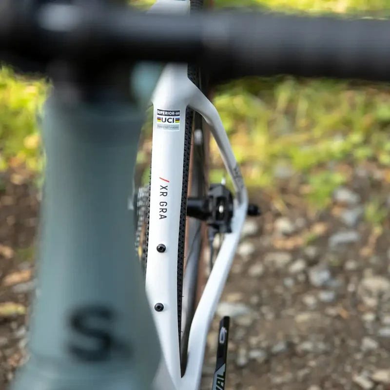 GRAVEL XR 9.5 GRA – Gravel Race Aventure SUPERIOR Carbone – RIVAL AXS XPLR 13s