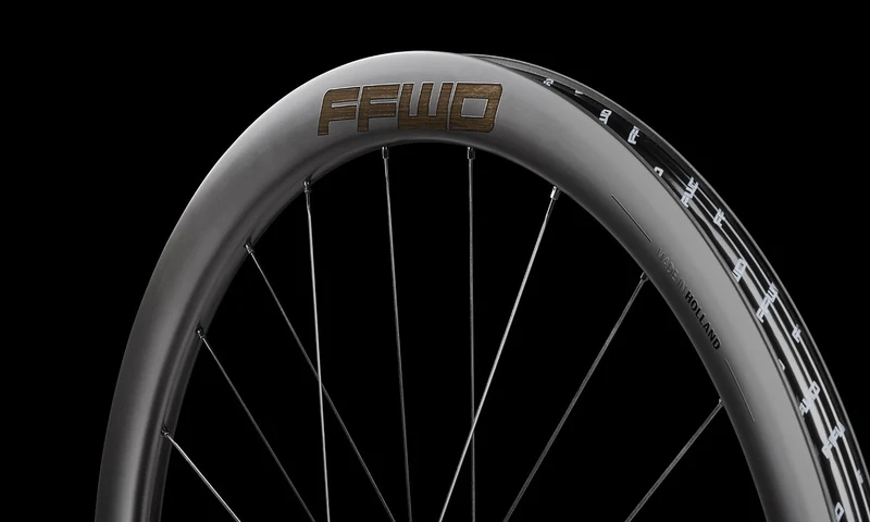 PAIRE DE ROUES RYOT 44 - TLR Disque - DT240 / Sram XDR ET Shimano HG New 2025