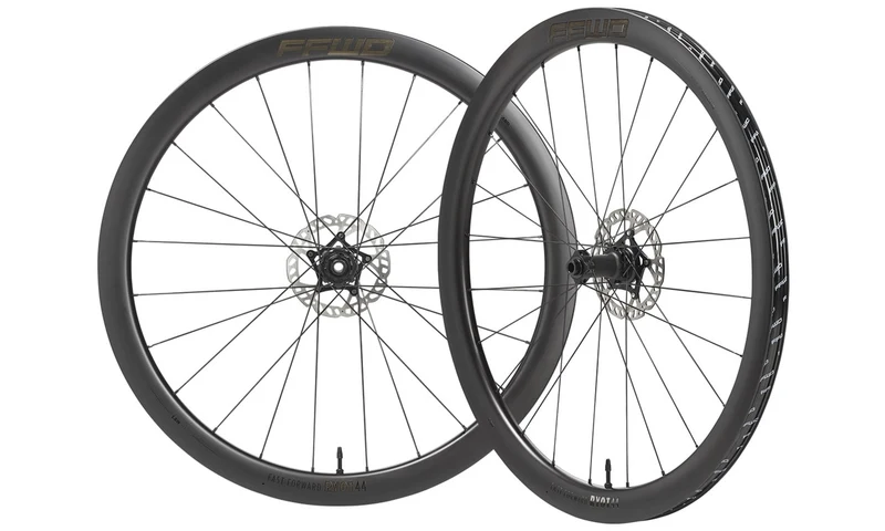 PAIRE DE ROUES RYOT 44 TLR Disque FFWD / Sram XDR ET Shimano HG New 2025