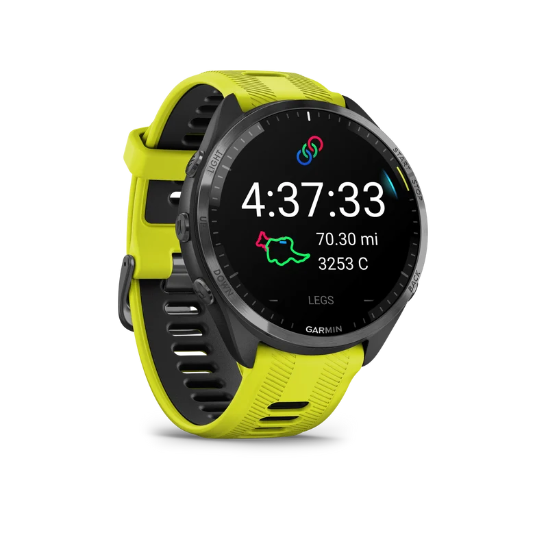 Forerunner® 965 noire avec lunette en titane et bracelet en silicone jaune vif/noir