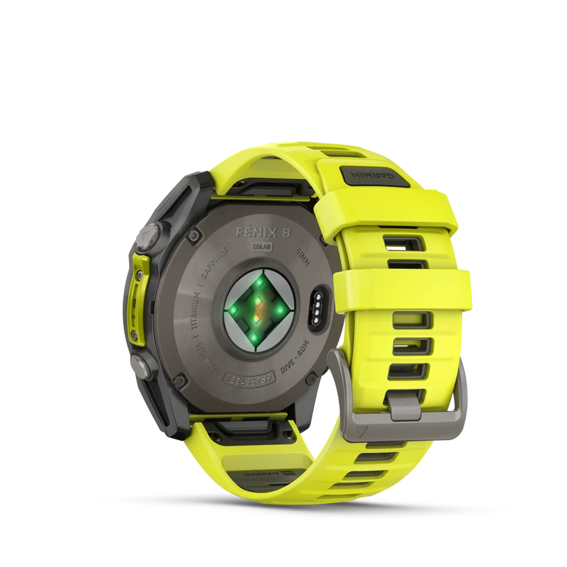 Montre GPS Garmin fēnix® 8 – 51 mm, Solar, Sapphire Sapphire, Titanium avec bracelet en silicone jaune/graphite