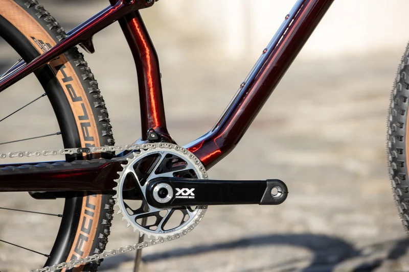 XF 9.9 Team - Gloss Red Carbon/Black 2025