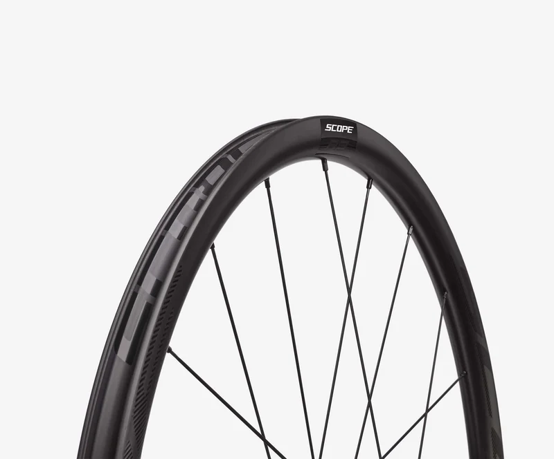 Paire de Roues SCOPE NOIR RACE 30 DISC à Pneus (Center Lock)