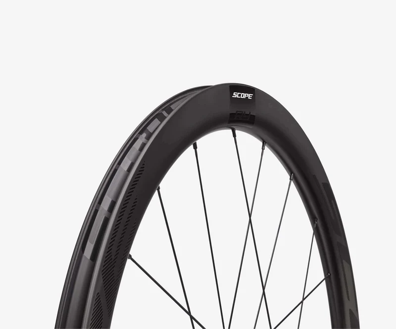 Paire de Roues SCOPE NOIR RACE 45 DISC à Pneus (Center Lock)