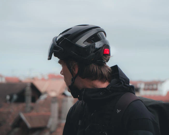 Casque vélo urbain Julbo Itineraire Evo Noir Mat / Noir Brillant - REACTIV 0-3
